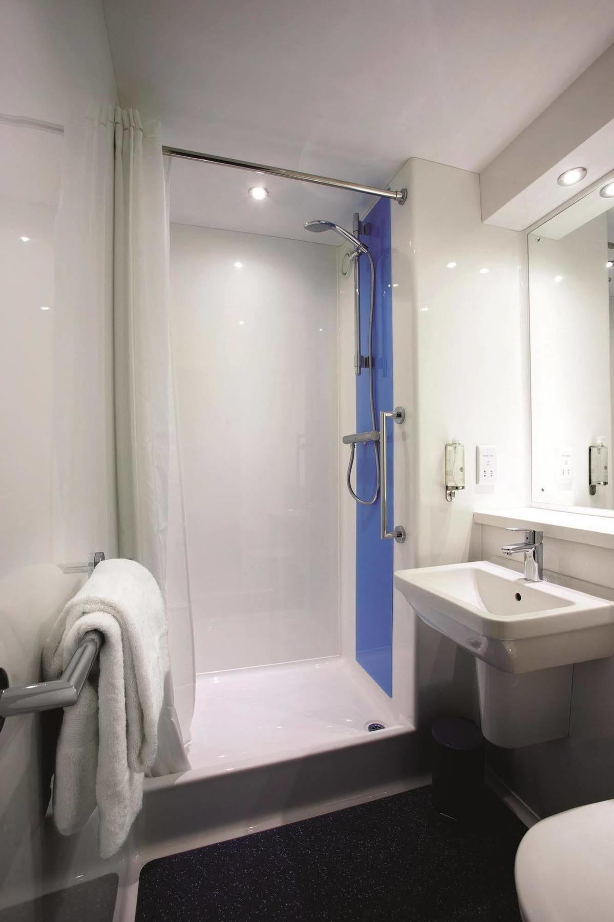 Hotel Travelodge Woolwich 2*