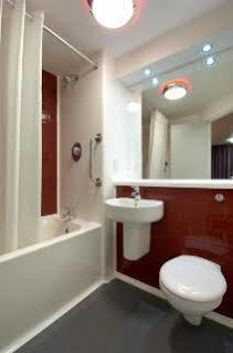 Travelodge Woolwich Hotel 2*